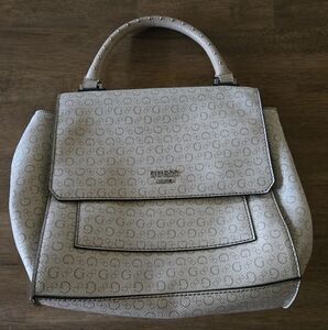 GUESS by GUESS handbag Cream And Gold